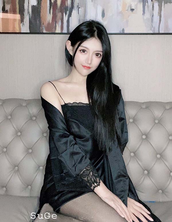 伦敦外围女经纪人